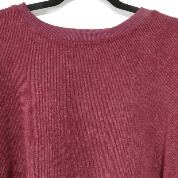Unbranded | P2P 25 inches measured | Chic Burgundy Relaxed Fit Sweater - Picture 4 of 14